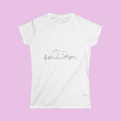 Tee-shirt femme Chat portée