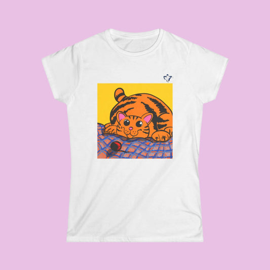 Tee-shirt femme Chat qui joue (à personnaliser)