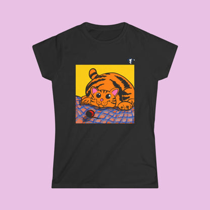 Tee-shirt femme Chat qui joue (à personnaliser)