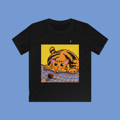 Children's t-shirt Cat playing (to personalize) 