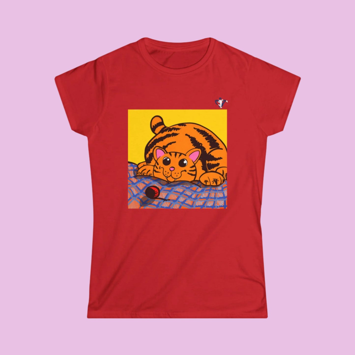 Tee-shirt femme Chat qui joue (à personnaliser)