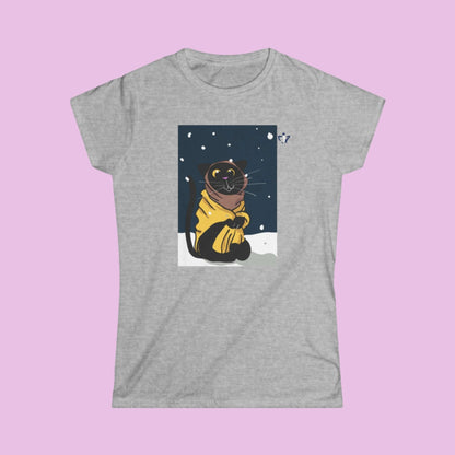 Tee-shirt femme un chat en hiver (à personnaliser)